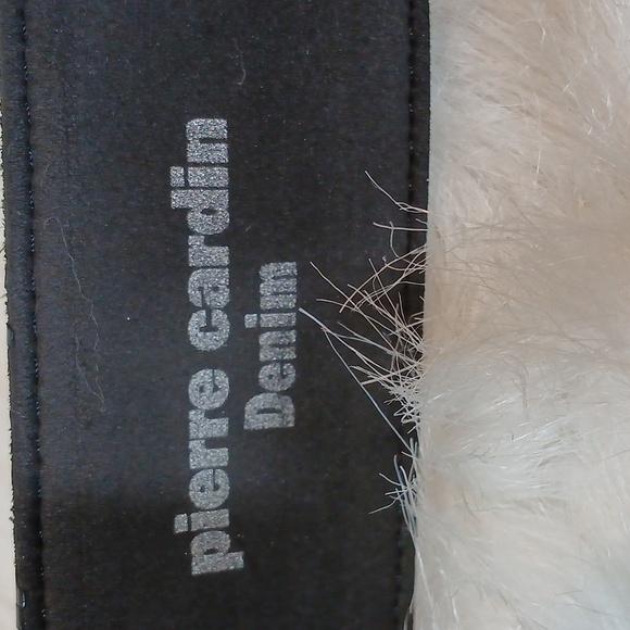 Pierre Cardin Black Leather Belt With Leather Covered Buckle Men Aprox: 50" - Picture 4 of 7